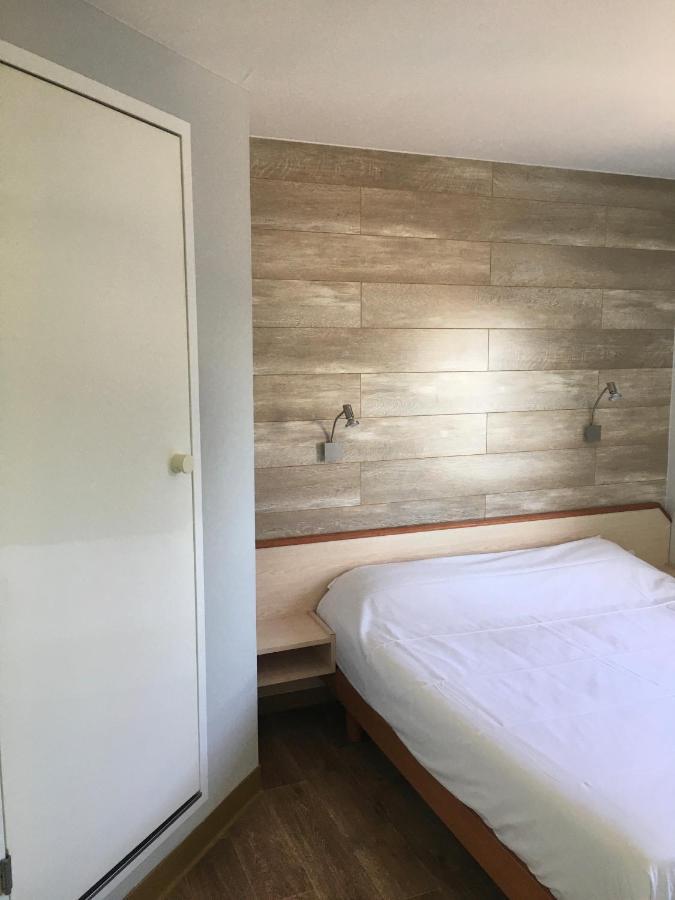 Fast Hotel Colmar Houssen Exteriör bild